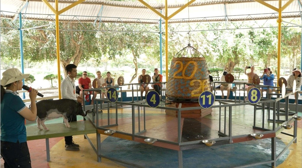 Lô tô Heo & Dê